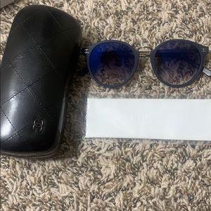 Chanel women’s sunglasses 51-22-140